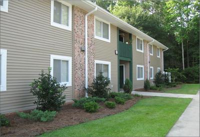 Country Lane Apartments